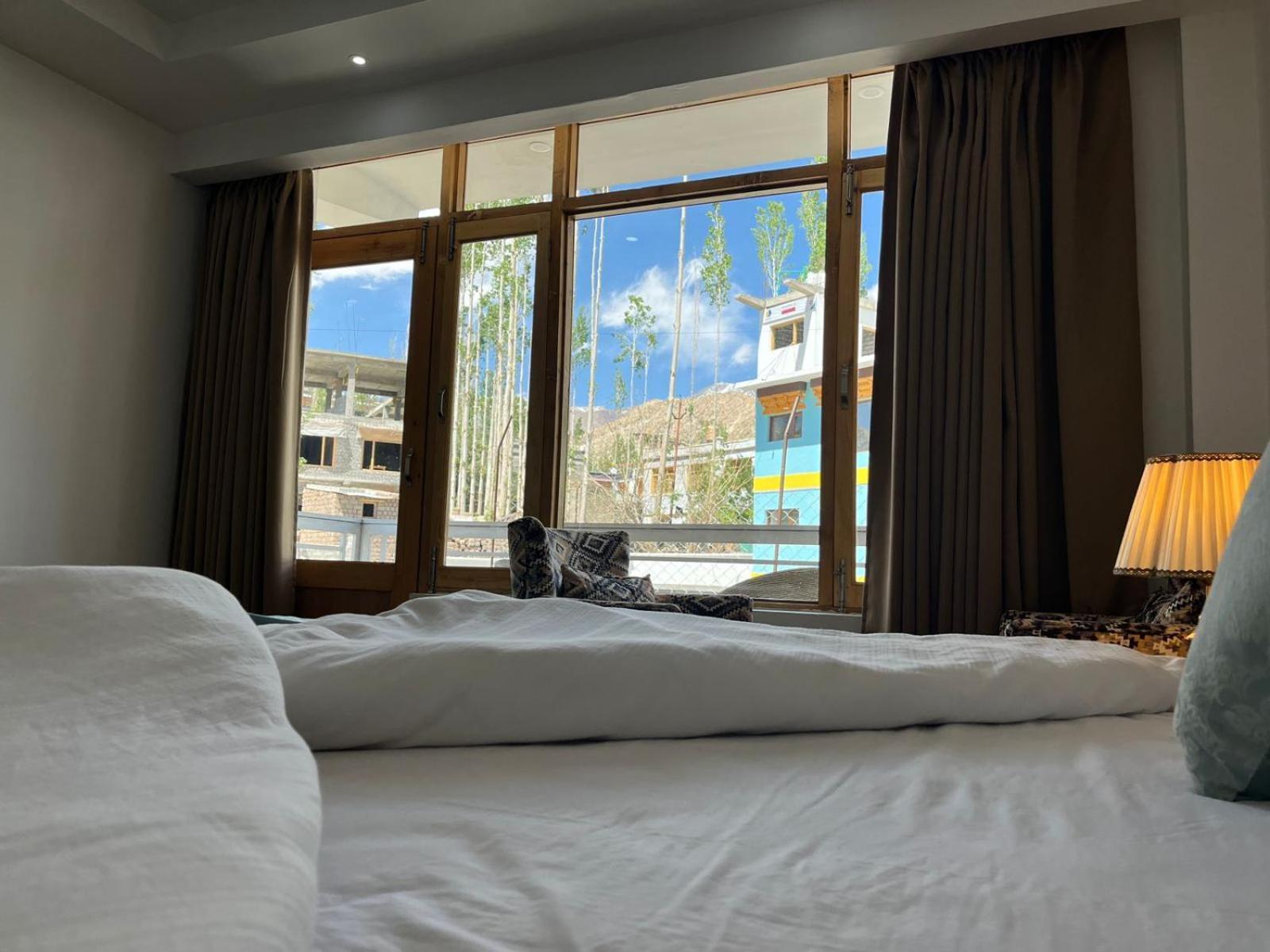 Lha-Zes Hotel Leh Eksteriør billede